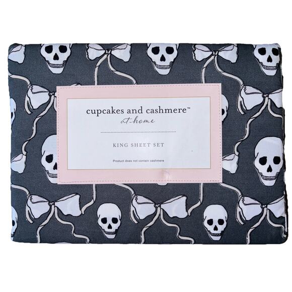 Cupcakes & Cashmere Skull And Bow Sheet Set KING 4 piece set Halloween Pink Grey - Picture 1 of 4